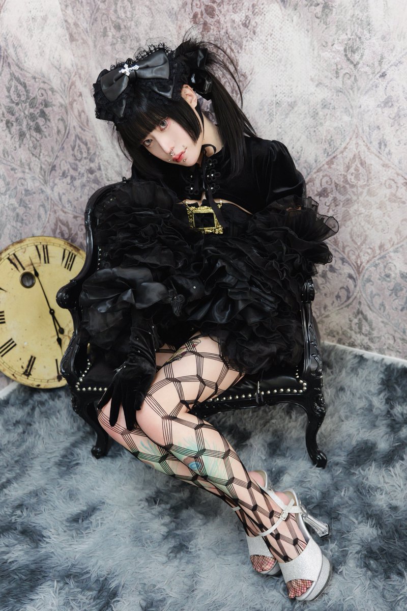 uri_hanazono tweet picture