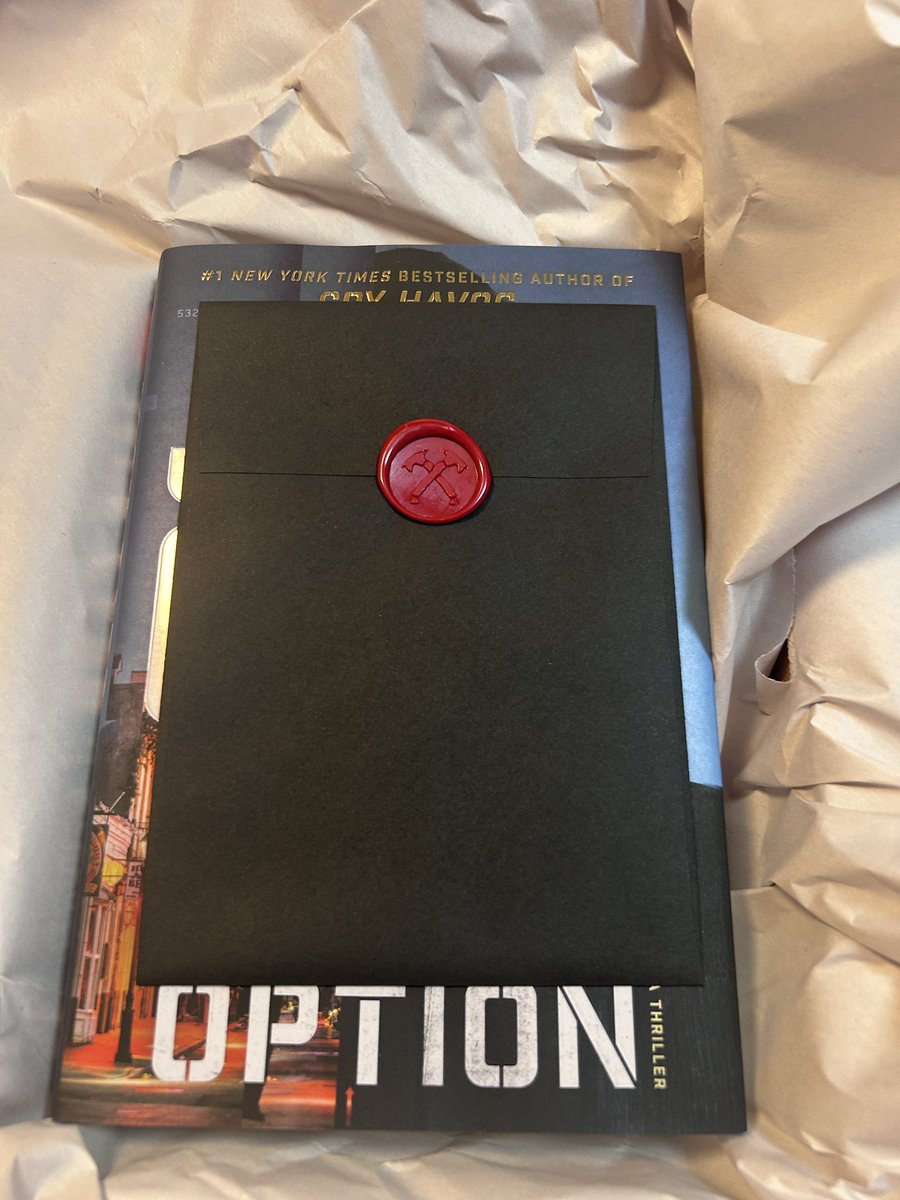 FamilyOlesen's tweet photo. So I don't get ateiumd checking our mail Saturday but just checked and let me tell you, book mail is the best!!   Thank you @JackCarrUSA for signing!!!  Now to dig in!!!  @AtriaMysteryBus https://t.co/m981ku7STl