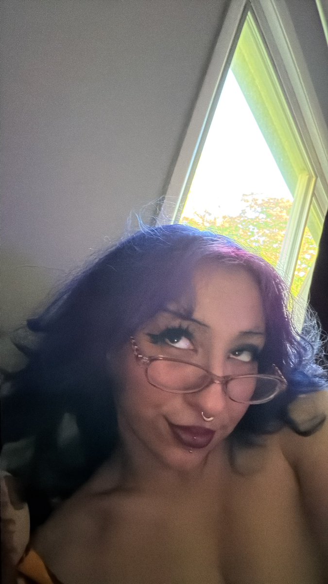 ClownGirl787 tweet media