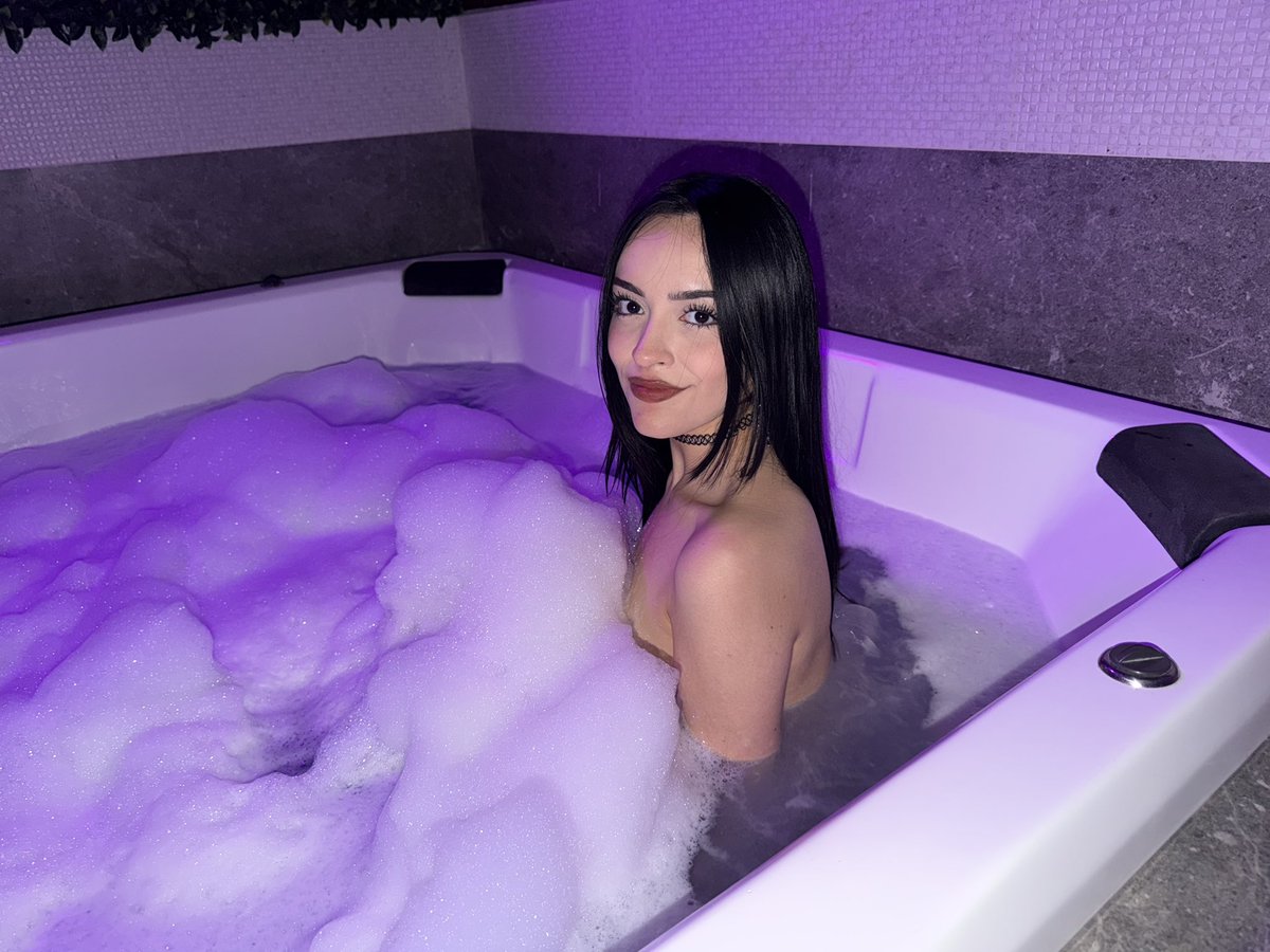 Hannia 🧛🏻‍♀️🥷🏻 tweet media