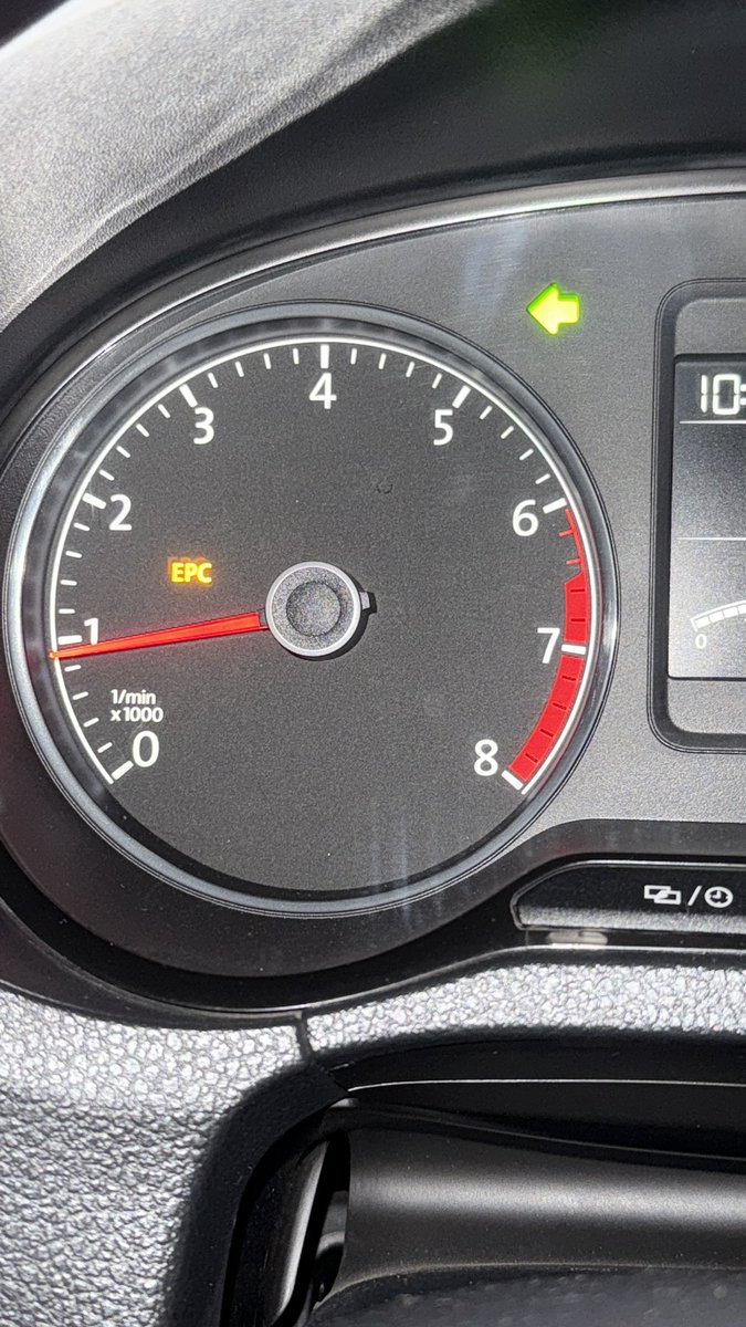 ThePrimalSingh's tweet photo. @volklub Polo GT 2021 got EPC light today too 💀 car was running absolutely fine though https://t.co/gWwuE2uUja