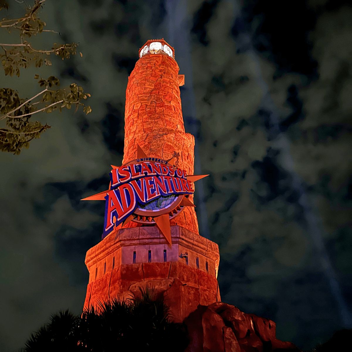 devinefairytale's tweet photo. Ready for the ultimate adventure at Universal’s Islands of Adventure? From magical wand-waving in the Wizarding World of Harry Potter to epic dinosaur encounters in Jurassic Park, there’s something for everyone! https://t.co/grHjxqFcfO https://t.co/CIyYiBrX6P