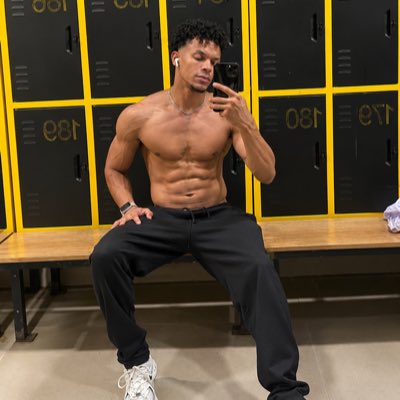 Javiblack09's tweet photo. #NewProfilePic https://t.co/nFn8kML5jI