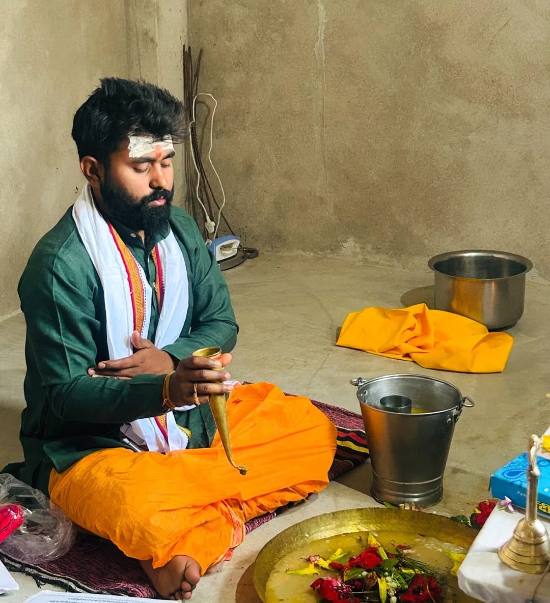 svineetgreenium's tweet photo. प्रिय बडे भाई शुभम शुक्ला जी को जन्मदिन की हार्दिक शुभकामनाएं 🎉 ☘️💐💐@Shubhamshuklamp 

देवाधिदेव महादेव की कृपा हमेशा बनी रहे। ❤️🙏 https://t.co/jfeR8KRJyZ