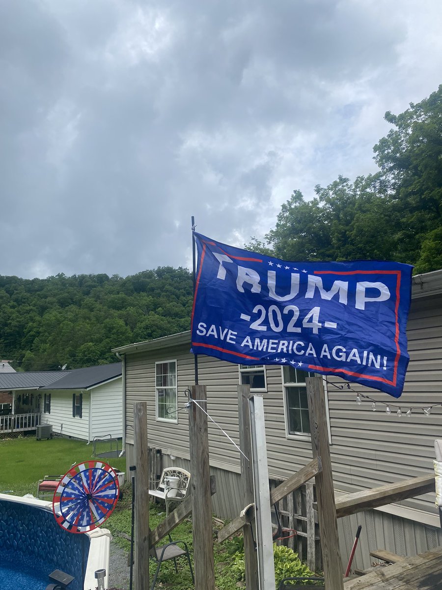 Less3530's tweet photo. Let’s GO!    I feel it! I believe it! Jesus protects us!  And Trump along with Tore fight and educate us!   Let’s win our country back!  MAGA!    Loud and proud!  We ARE THE STORM! https://t.co/bEc3IUDKJh