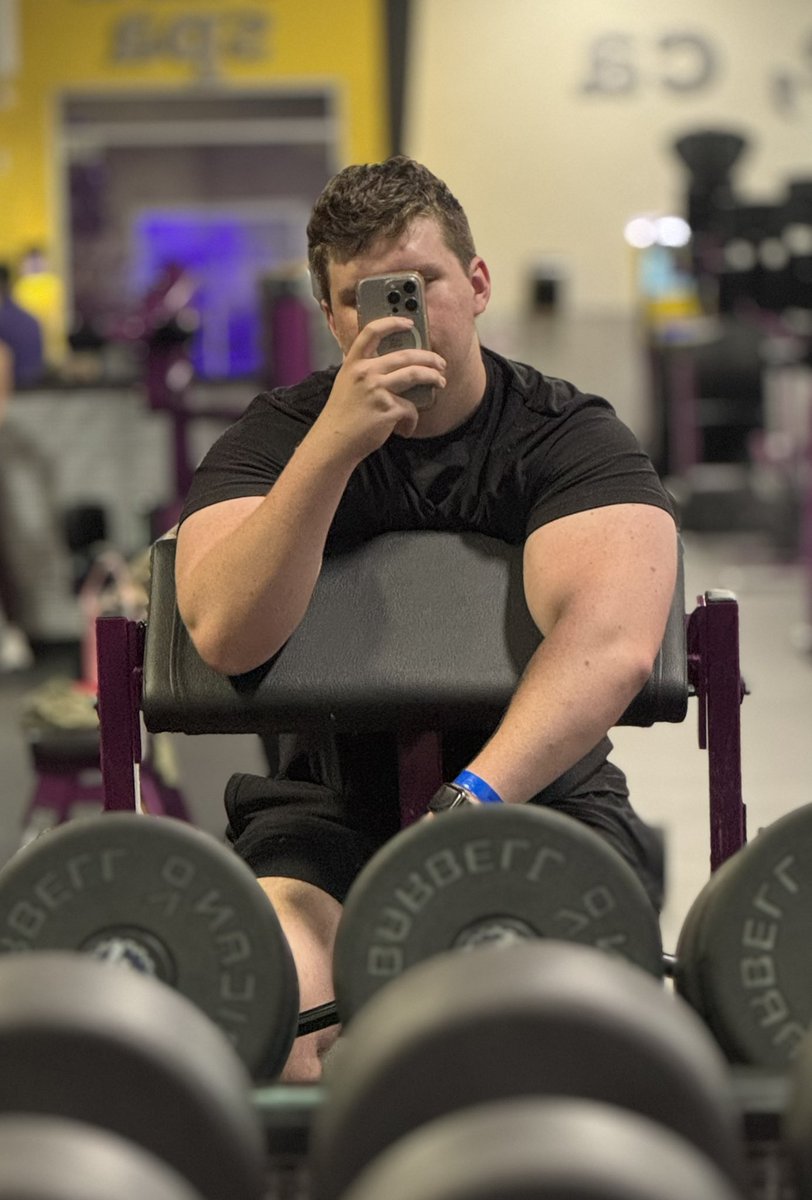 LiftingBoy tweet media