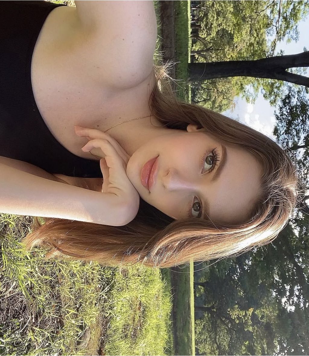 Emily tweet media