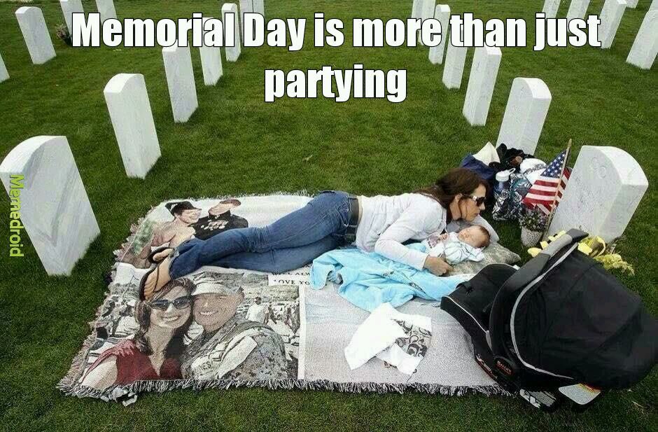 SethECoyne's tweet photo. These kinds of images often bring tears to my eyes. May God welcome home the heroes who have laid down their lives for their friends and may he strengthen, bless and comfort those who are left behind by such sacrifices. Happy Memorial Day! https://t.co/hk0rzD12wY