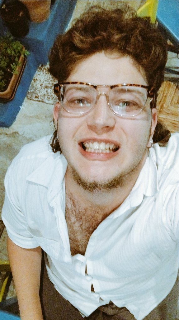 vasileiosrafail's tweet photo. Hello κόσμε ❤️❤️ https://t.co/hxvB6pb51H
