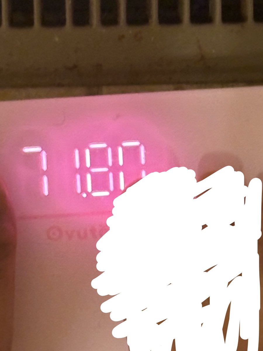 nachyui's tweet photo. @swakr9 hw this week was 75kg but now im back down 😞 https://t.co/Cve7Oy3paw