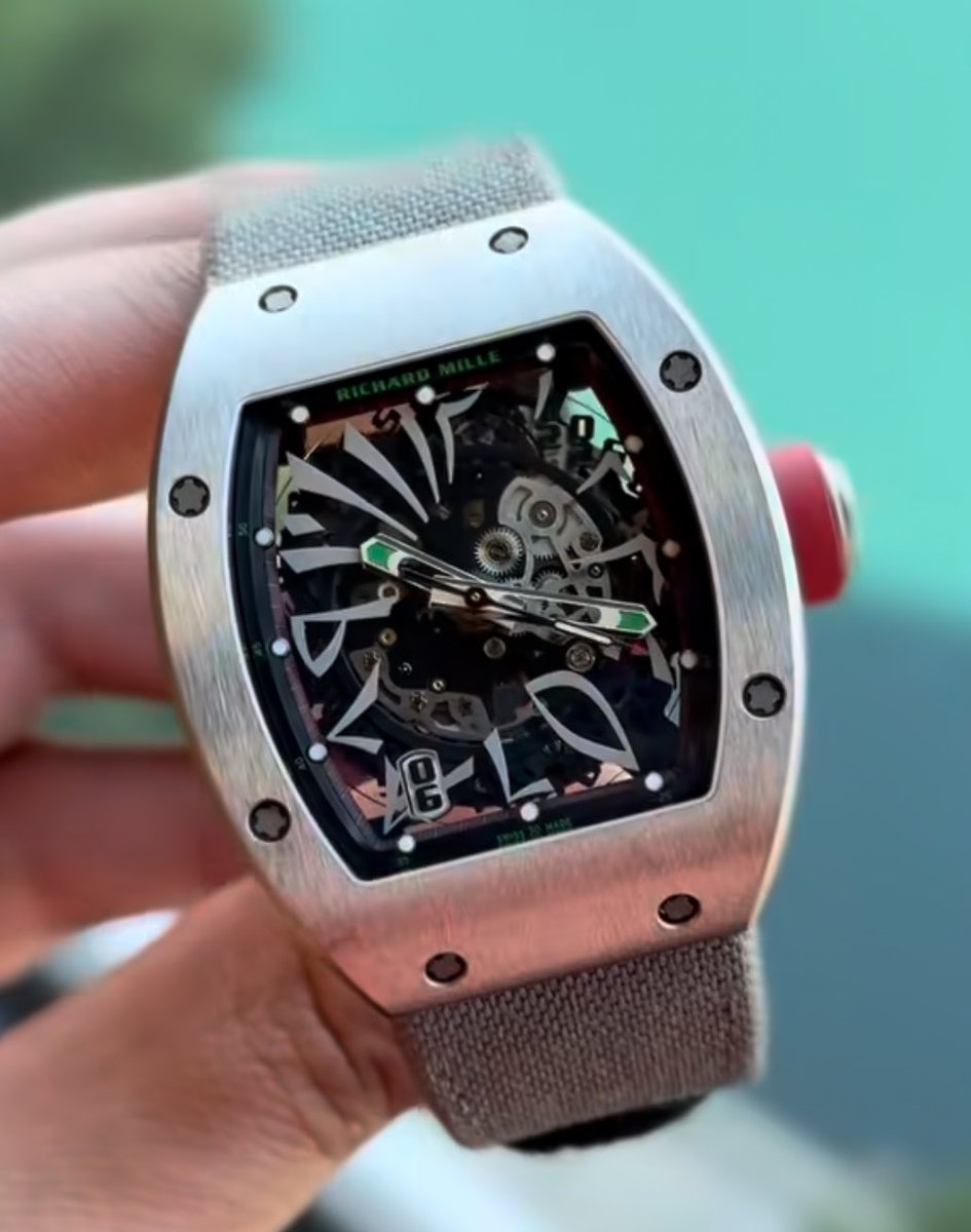 World of watches tweet media