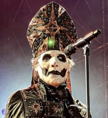 † 𝔰𝔥𝔞𝔫 † tweet media