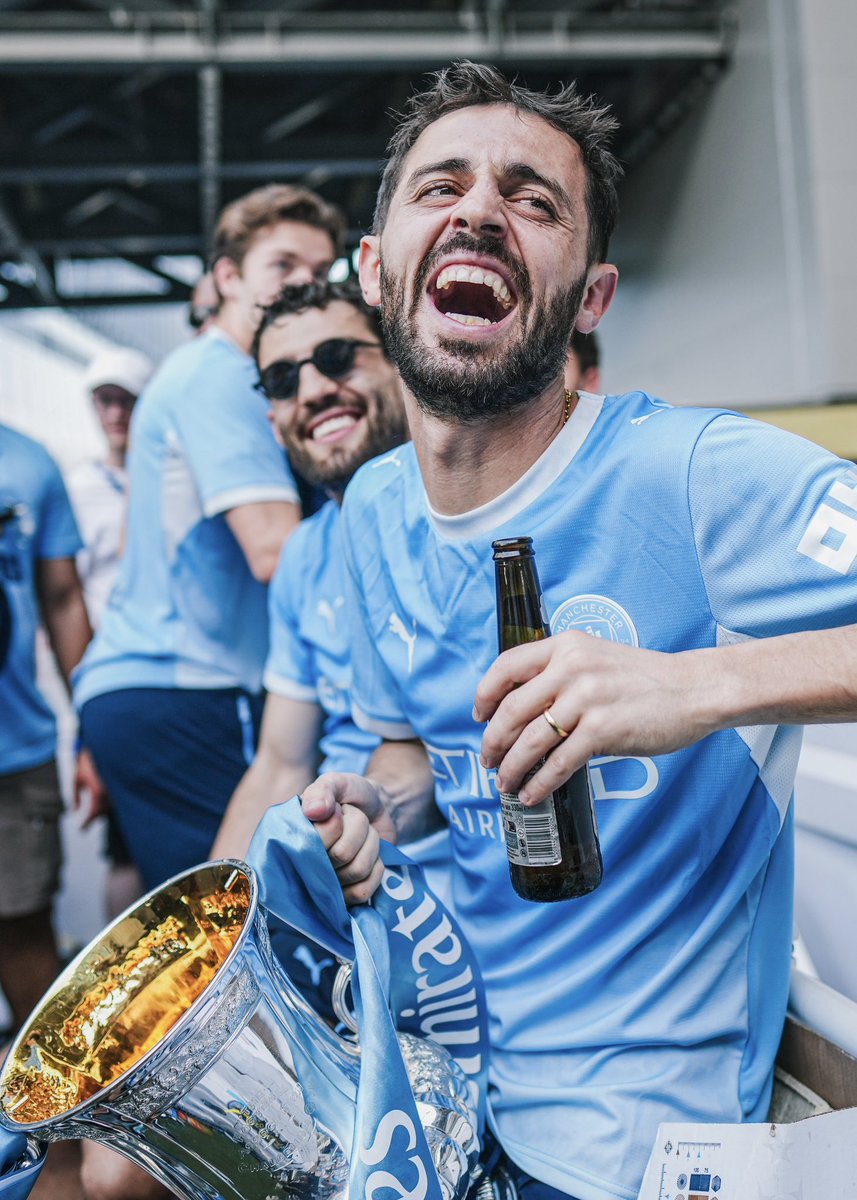 Manchester City tweet media