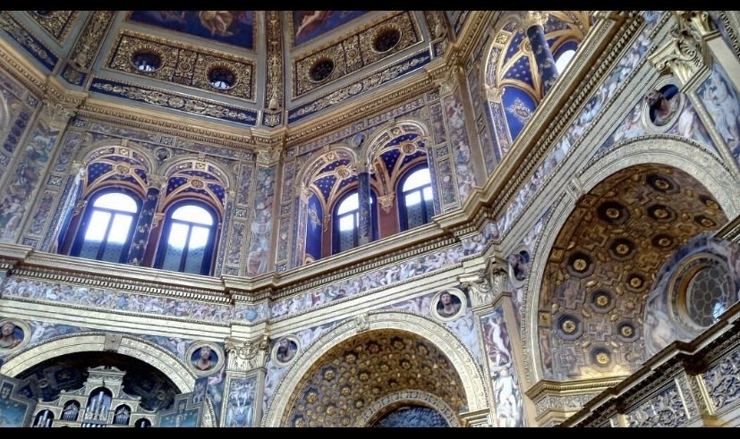 GAlphen's tweet photo. ✨ Wat een verborgen juweel! Binnen in het Tempio dell’Incoronata in Lodi is het adembenemend mooi. Die renaissance-fresco’s, de gouden koepel en de warme sfeer… Echt een must-see als je in de buurt van Lodi bent! 🇮🇹 https://t.co/Jn94MWKq55