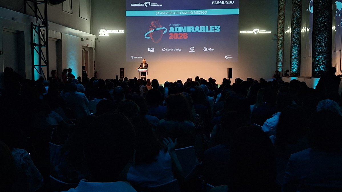 Farmaceuticos_'s tweet photo. 🎖️ @DMedico y @CFarmaceutico celebran los Premios #Admirables26, galardones que distinguen el compromiso de los profesionales de la sanidad con la salud de las personas. 

🥼 En la categoría Farmacia, los reconocimientos han recaído en tres referentes de la profesión.  

🎂#34AniversarioDM
