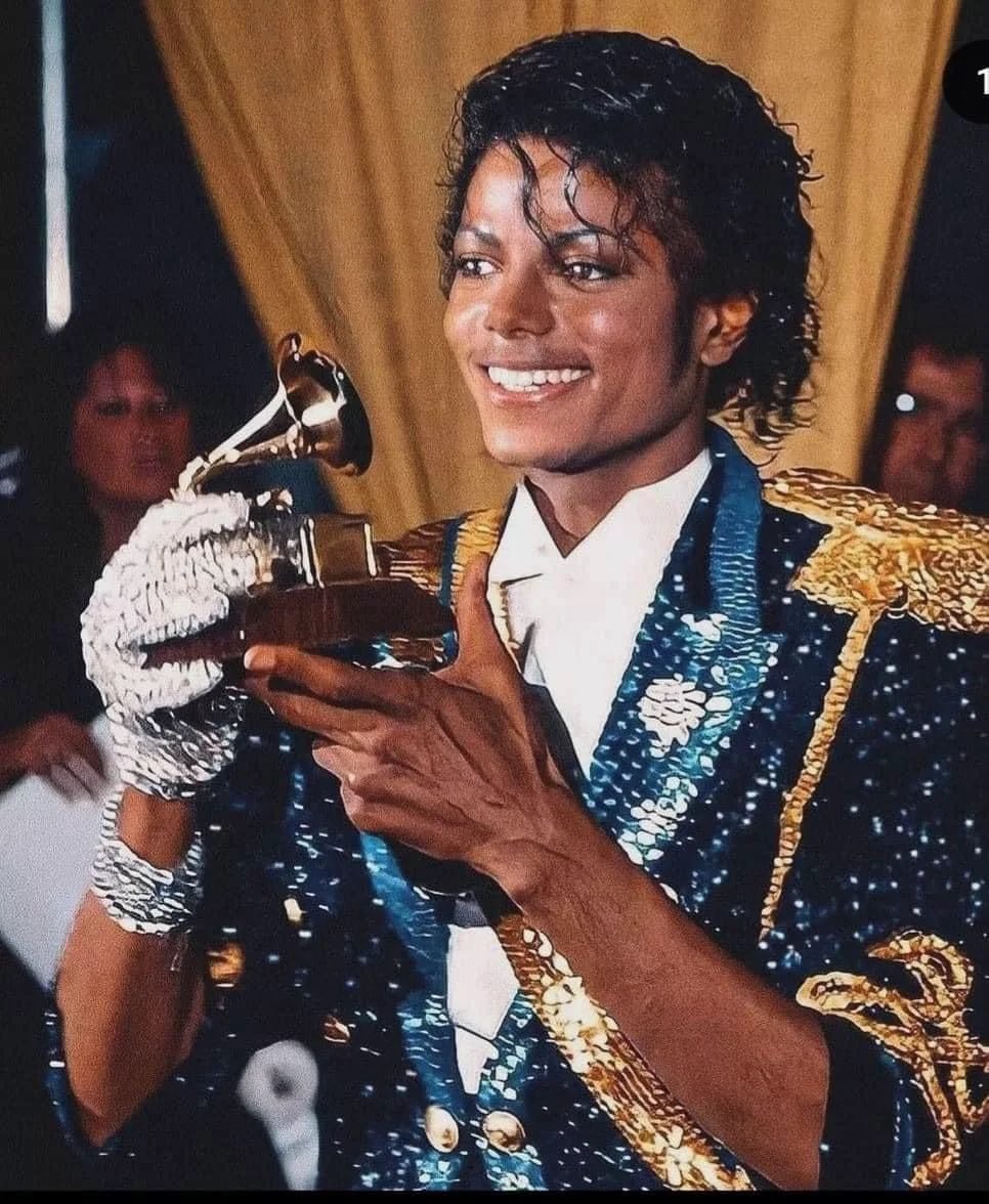 MJ ⋆⭒˚.⋆ tweet media