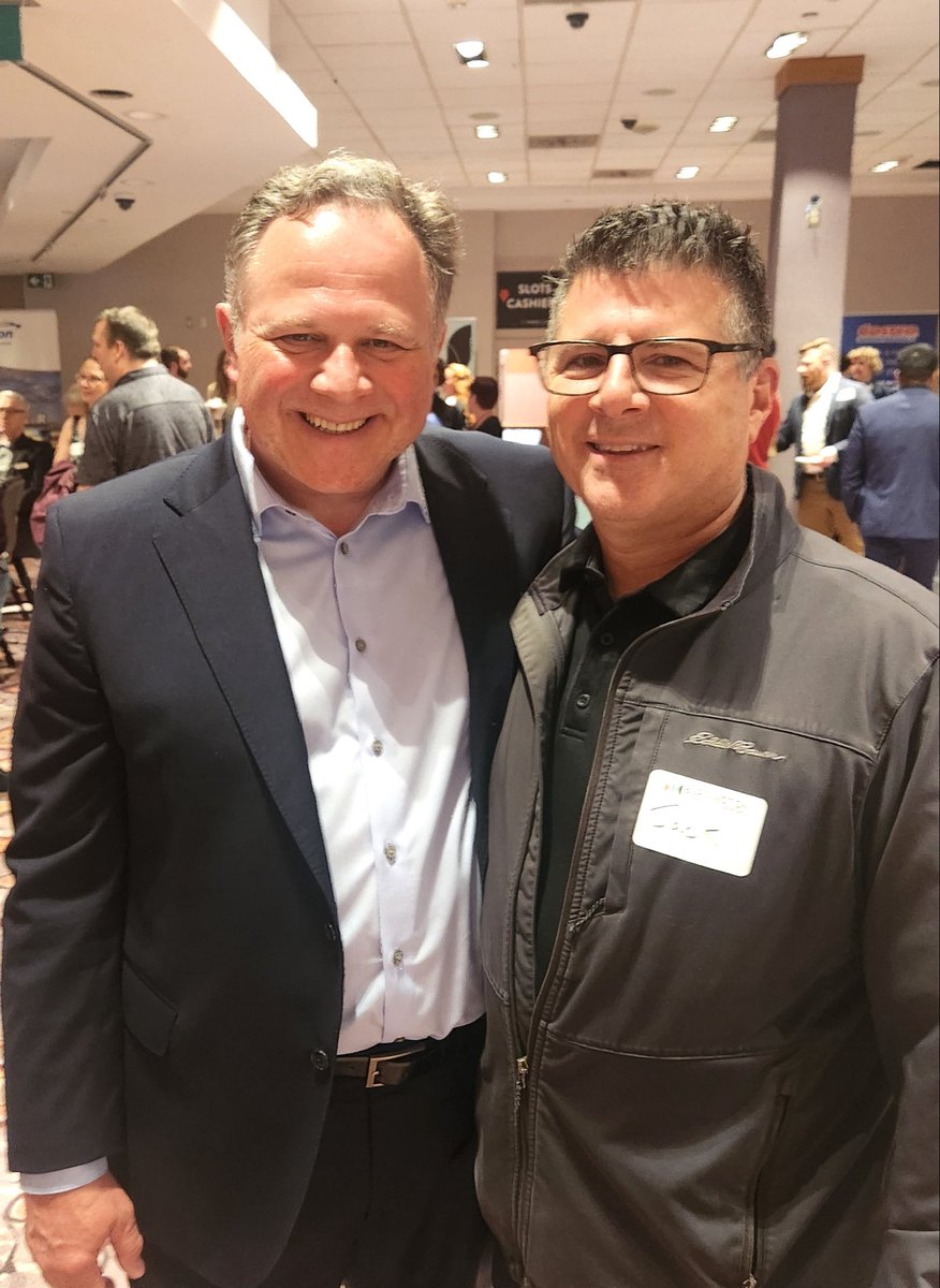VoteRobCooper's tweet photo. Great evening connecting with local businesses and entrepreneurs at this multi-chamber networking event. Strong local businesses mean jobs, investment, and a stronger Hamilton. #HamOnt #LocalBusiness #EconomicGrowth https://t.co/WYHuaNIIJu