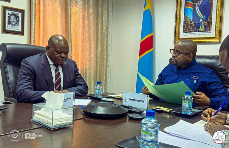 pddrcs's tweet photo. #PAIX ET #STABILISATION : LE #PDDRCS ET LE MINISTÈRE DE L’INTÉGRATION RÉGIONALE ACCÉLÈRENT LA MISE EN ŒUVRE DE LEURS PARTENARIAT STRATEGIQUE
@Presidence_RDC @PrimatureRDC @Rdc_MIR
https://t.co/F1U5QzlMrC https://t.co/vWKGblkqwK