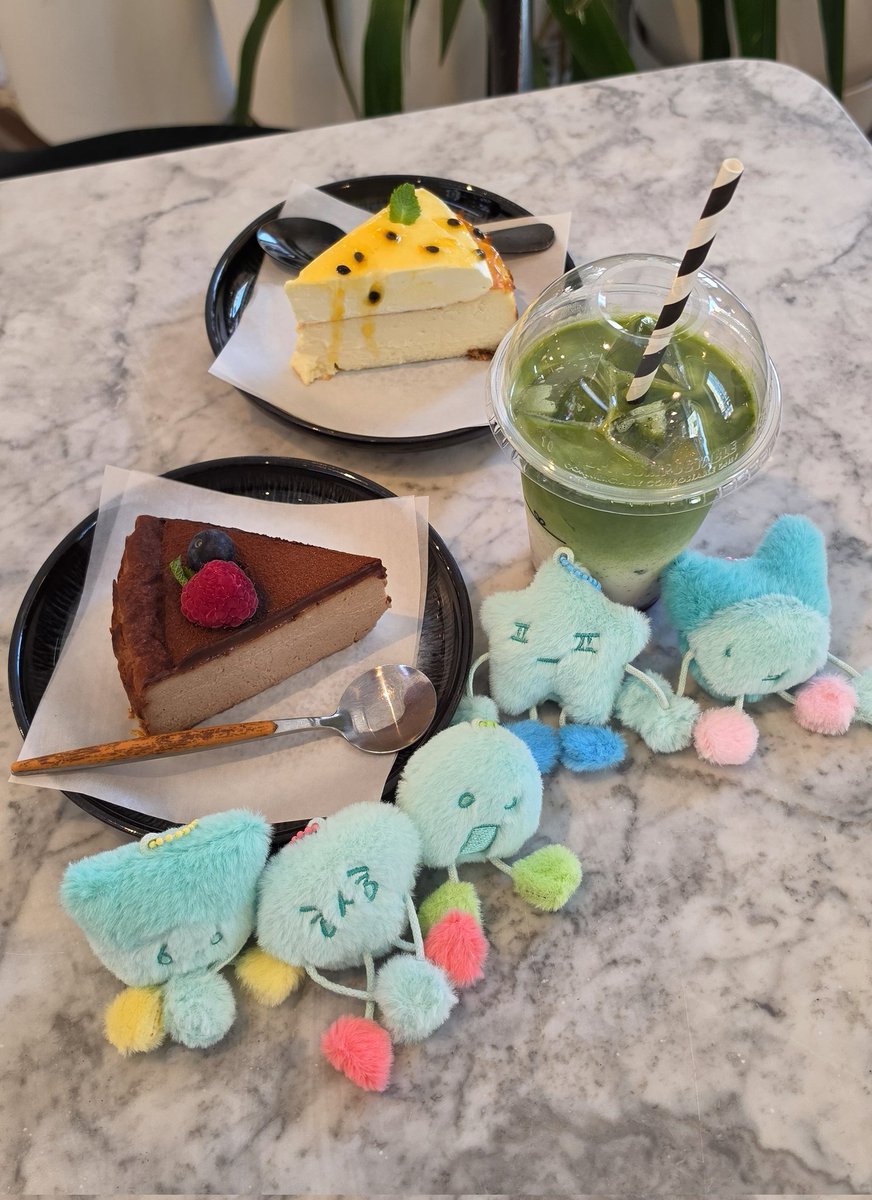 Love you my SHINee 🫶 (Had a catch up with a uni friend and I told