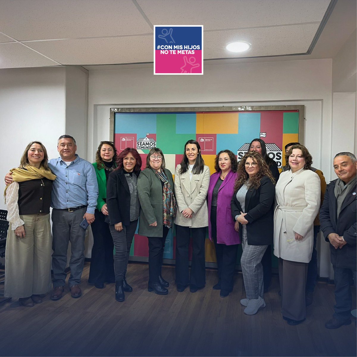 conmishijosnocl's tweet photo. Hoy junto a otras organizaciones nos reunimos con la Ministra de Educación @Mineduc ,  presentamos propuestas sobre dos  grandes problemas que afectan a nuestros niños Adoctrinamiento y SAE.
Valoramos formar parte de mesa técnica en busqueda de  mejoras !!ConMisHijosNoTeMetas 🇨🇱 https://t.co/Dp0Jd6RzEX