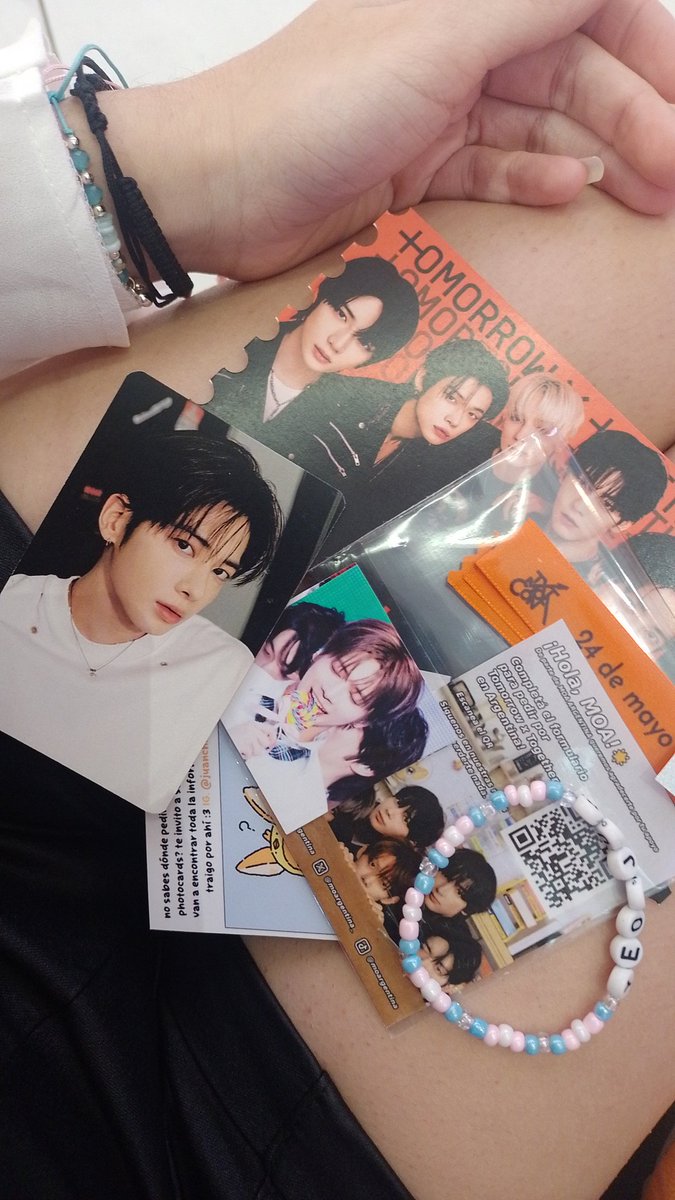 march__456001's tweet photo. LAS AMO MOAS!!!
necesitamos a TXT en ARGENTINA ahora mismo!!!
sigamos moanas, se va a cumplir. 🤍🍀
#MOACON_ARGENTINA #TOMORROW_X_TOGETHER 
#txt_bighit 
#TXT_BIGHIT https://t.co/HN8NA98MjD