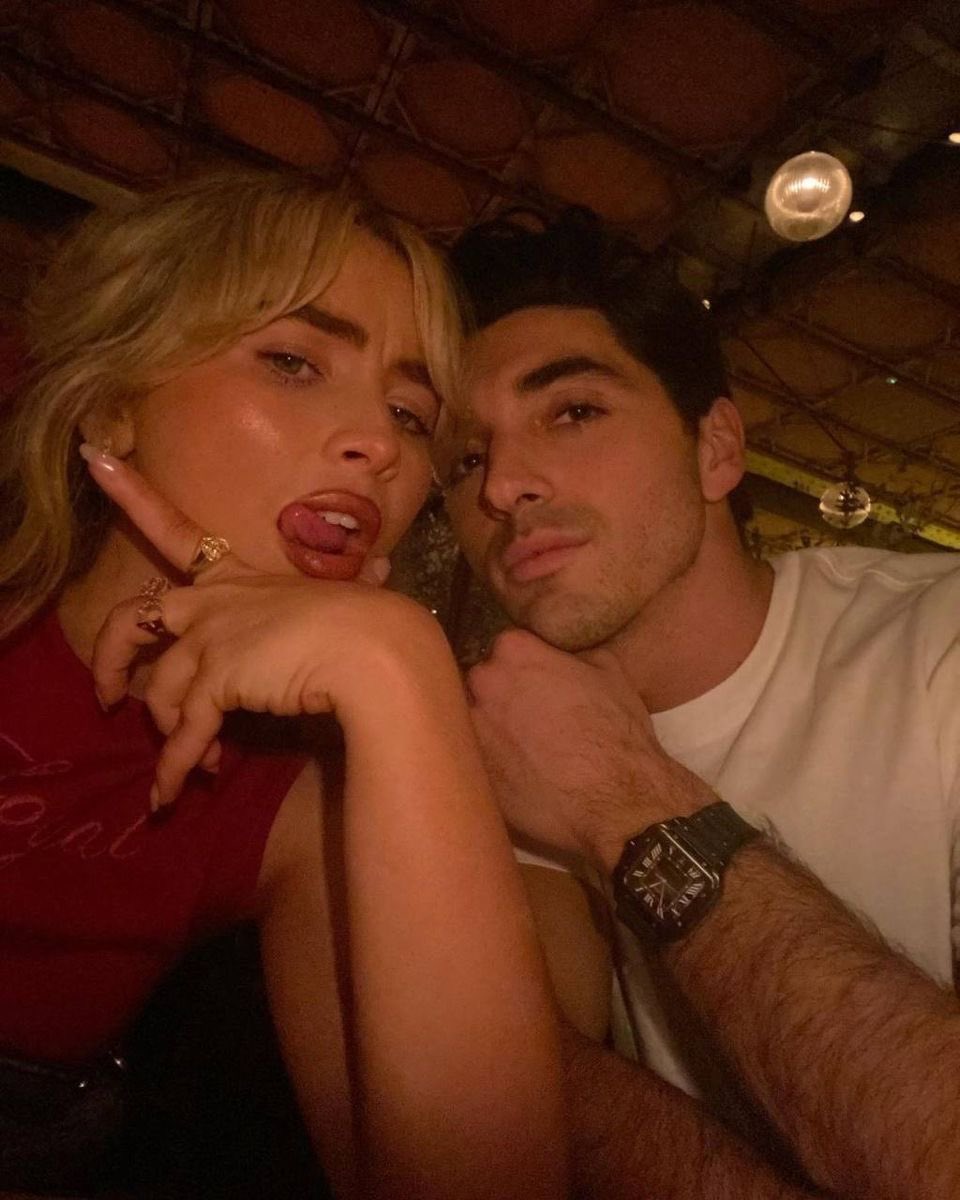emma 💍 tweet media