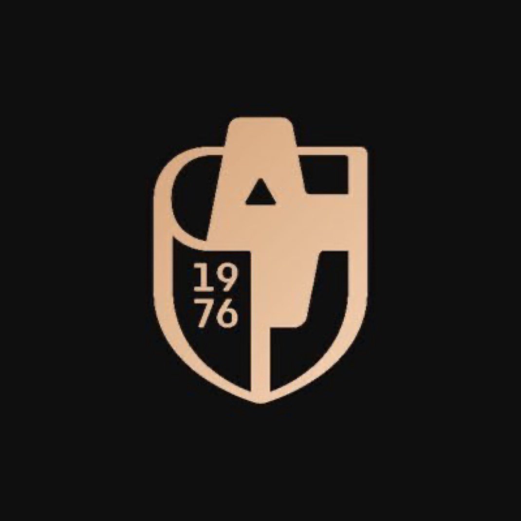 FAHADSRQ's tweet photo. عشقتك من طلعت على هاذي الدنيا يانصر @AlNassrFC لاكن في كاس الملك إسمحلي يا نصر سوف أتنازل عن عشقي لوطني وديرتي من ولدت فيها ونشأت منها @diriyahclub 

#النصر
#الدرعية https://t.co/qPSrdWx1n6