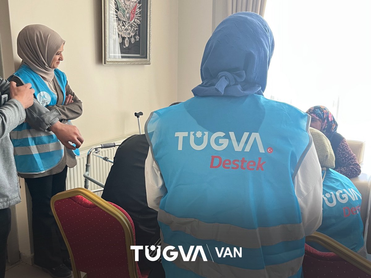 hamzasgnc's tweet photo. 📍VAN

TÜGVA Destek Koordinatörlüğümüz, İpekyolu Teşkilatımız ile birlikte, Kurban Bayramı öncesinde huzurevinde kıymetli büyüklerimizi ziyaret ederek bayram sevincini paylaştılar.

Büyüklerimizin hayır dualarını almak bizler için en kıymetli kazanımdır. 🤍 https://t.co/3rOXhhfjvA