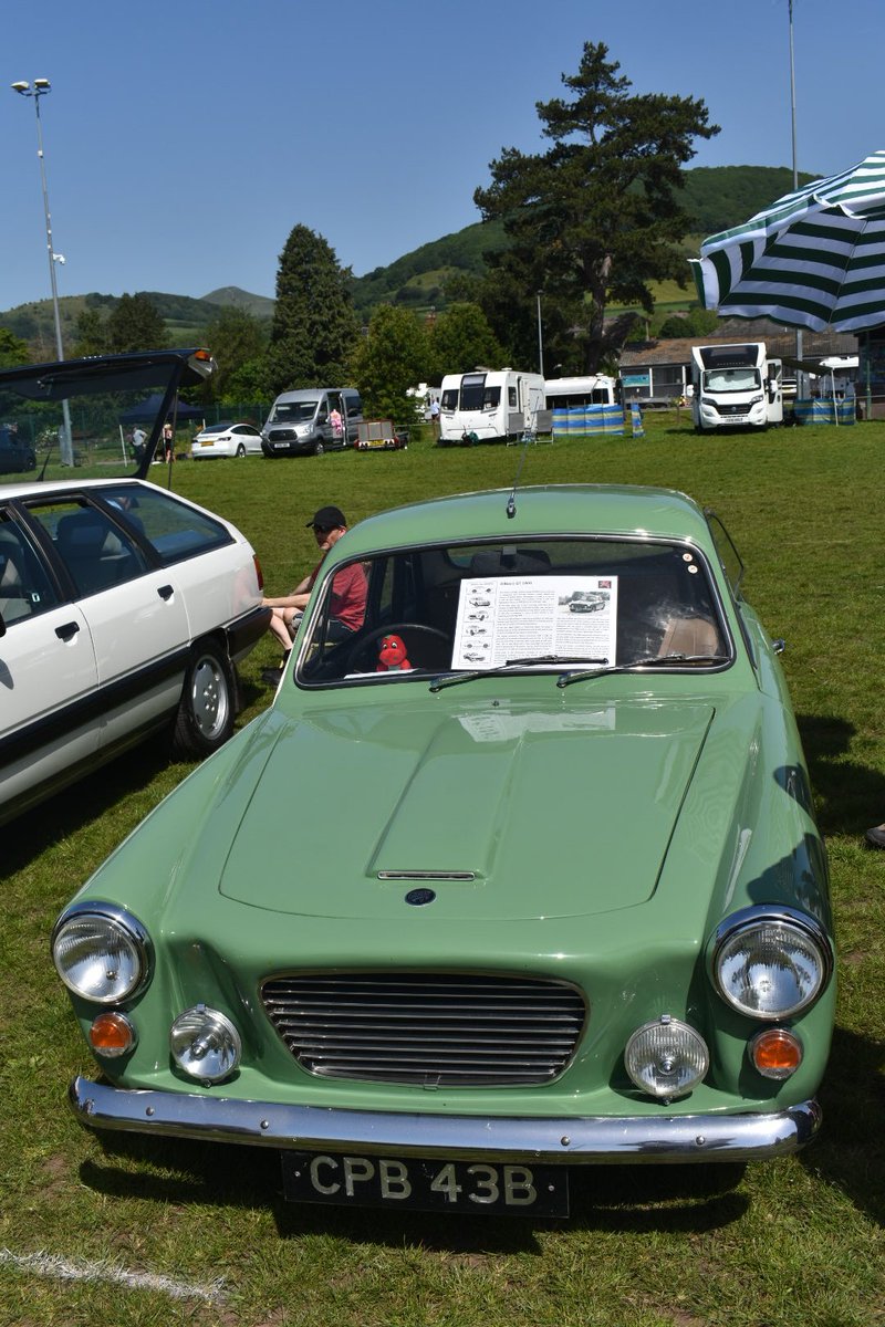 TisI_LeClerc's tweet photo. Definitely a Welsh show - #Gilbern https://t.co/Ax0cFjH5zQ