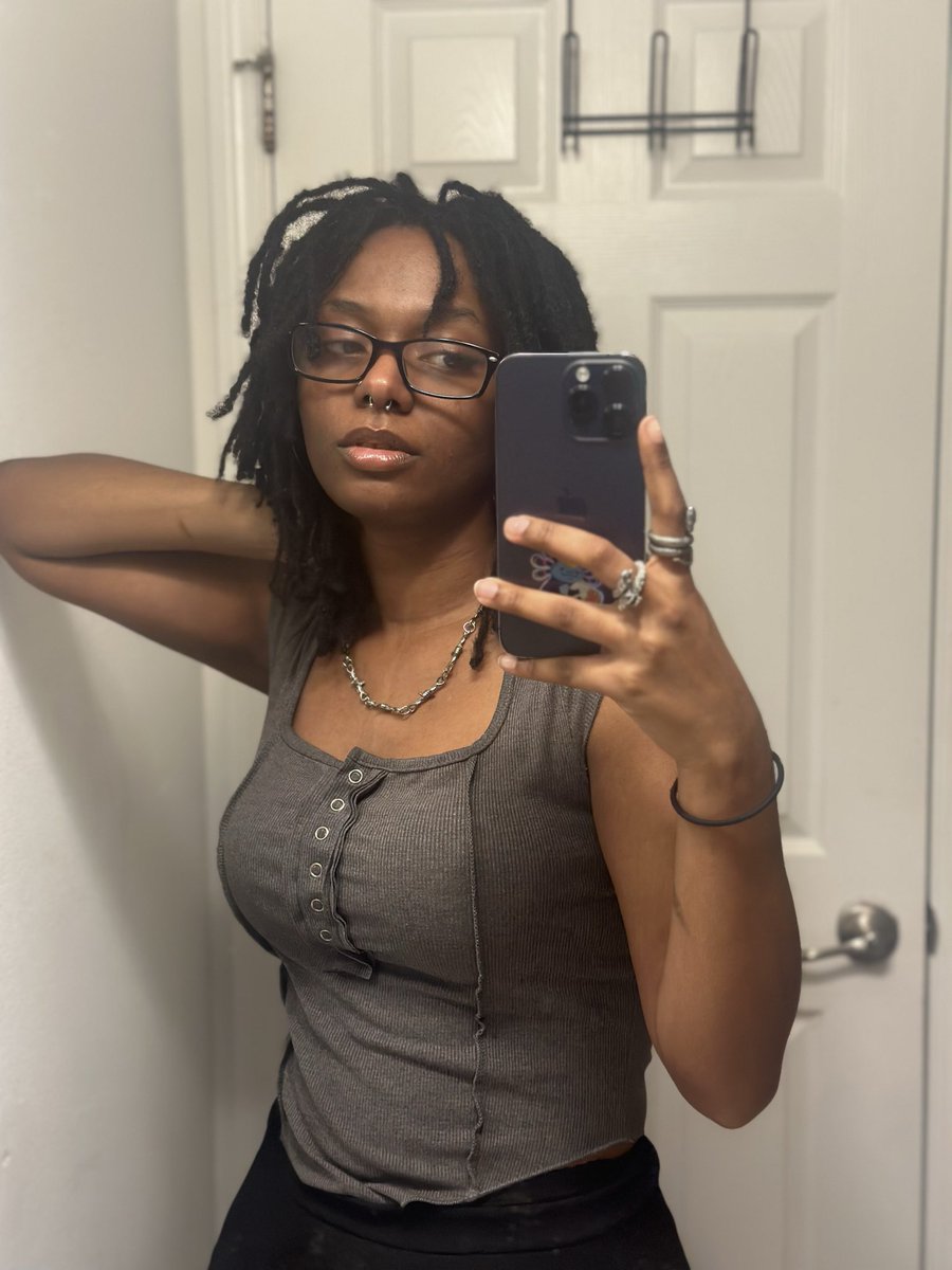 ᥫ᭡ tweet media