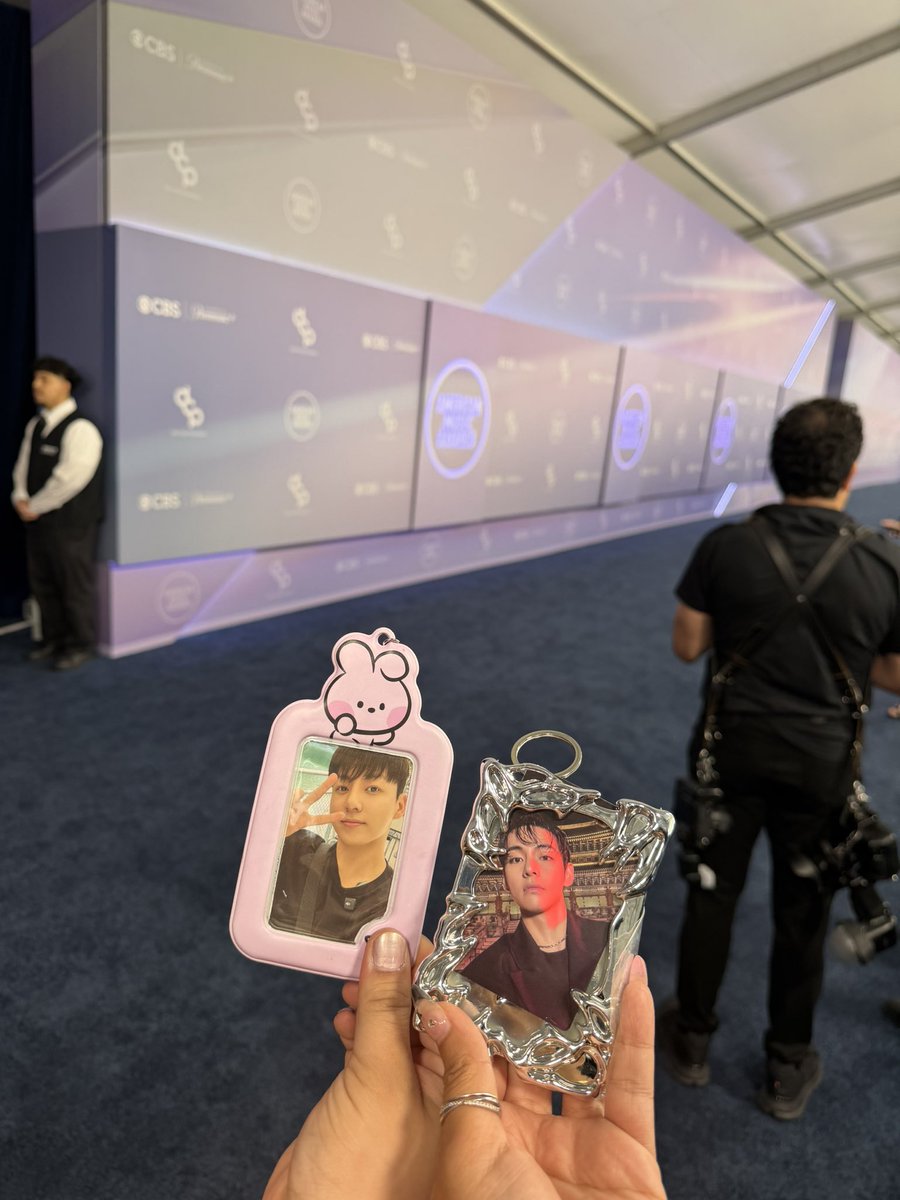 dev is seeing bts today! tweet media