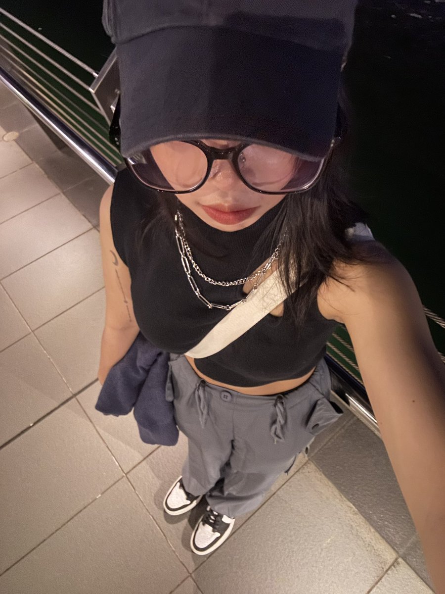 schetabluemoon's tweet photo. https://t.co/VLvhWpsn07