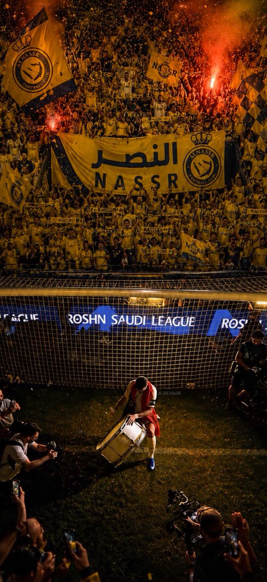 AS10OM's tweet photo. ⁴ᵏ Cristiano Ronaldo ᵀᴴᴱ ᴮᴱˢᵀ 💛✨ https://t.co/DwjDjaMnCR