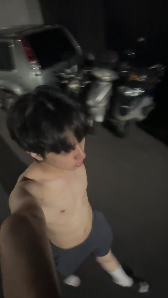kaising__'s tweet photo. 好熱🥵 https://t.co/ExOC1iEB1h