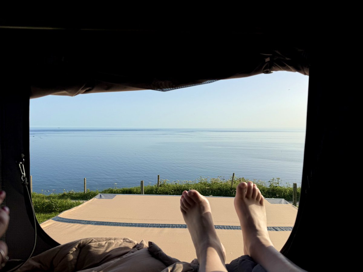 markjackson69's tweet photo. Sometimes a camping spot really can make the start and end of the day feel quite magical. 👌 https://t.co/UESntCMMvQ
