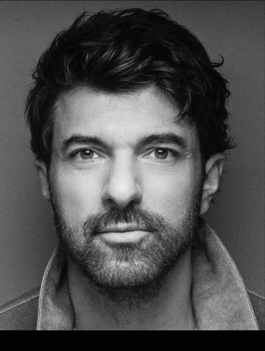 EnginAkyurekPy's tweet photo. #REPOST @enginakyurek - 📸 @muhsinakgunofficial #😉 @hakangence w @download_repost_pro https://t.co/M2WeeUiVPD