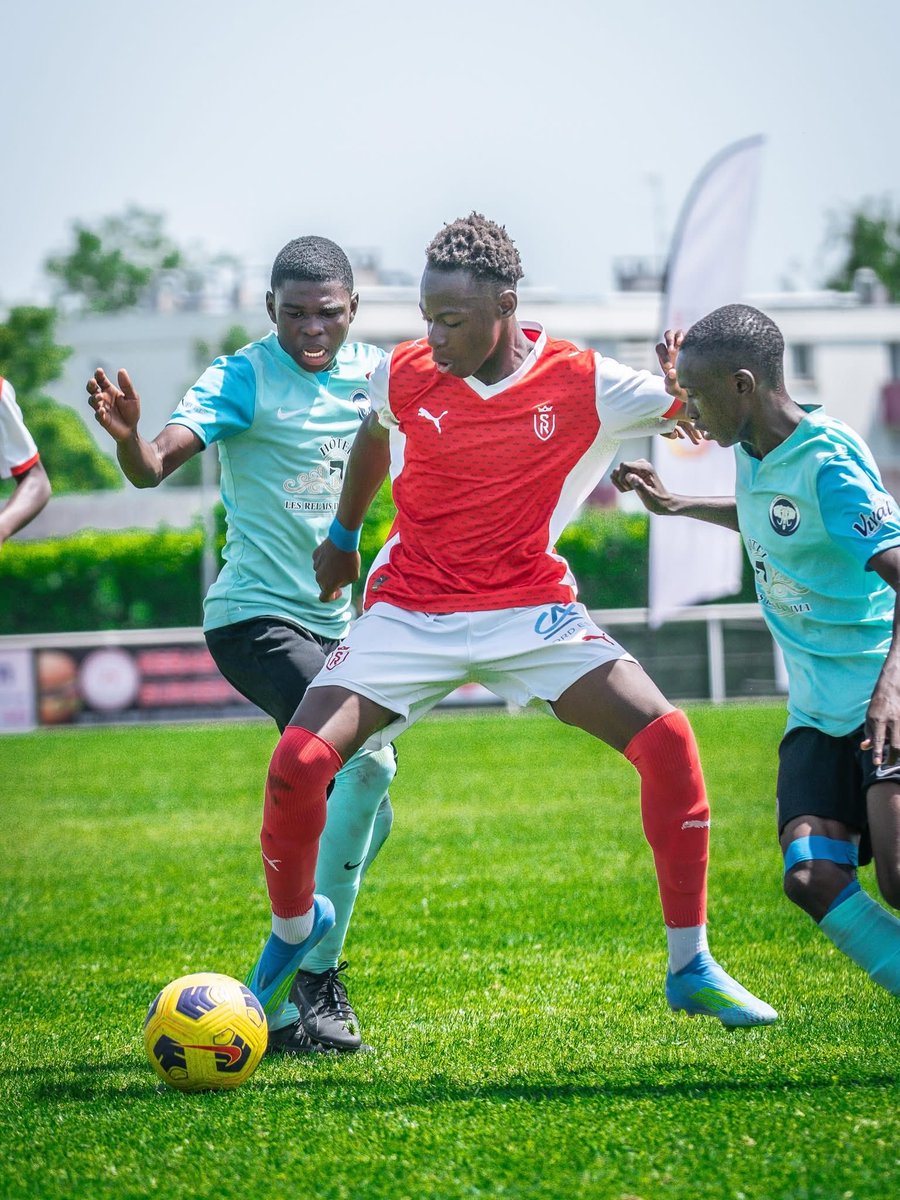 Mwanafootball's tweet photo. 🇨🇬🏆 PREMIÈRE PARTICIPATION, PREMIER SACRE ! L'HISTOIRE EST EN MARCHE ! 🔥
Comme l'a officialisé l'US Mer, les U14 de l’Académie Alima REMPORTENT la 41e édition du prestigieux Tournoi Européen Mérois ! https://t.co/JVyxUD7zzP