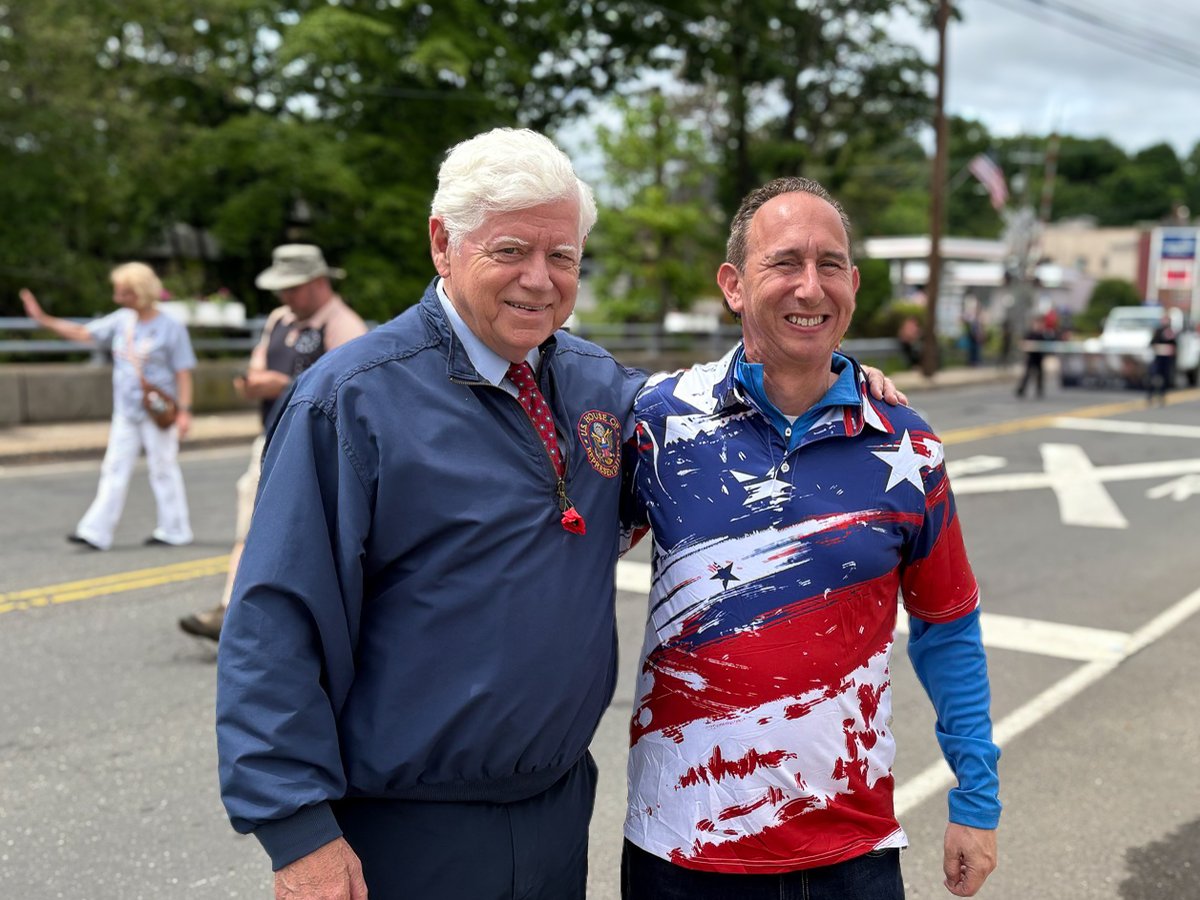 JohnLarsonCT's tweet photo. From East Hartford and West Hartford to Bristol, Newington, Wethersfield, and all 27 towns of the First Congressional District, it was an honor to spend Memorial Day with you. The land of the free and the home of the brave starts right here. https://t.co/S2q9RjJwt2