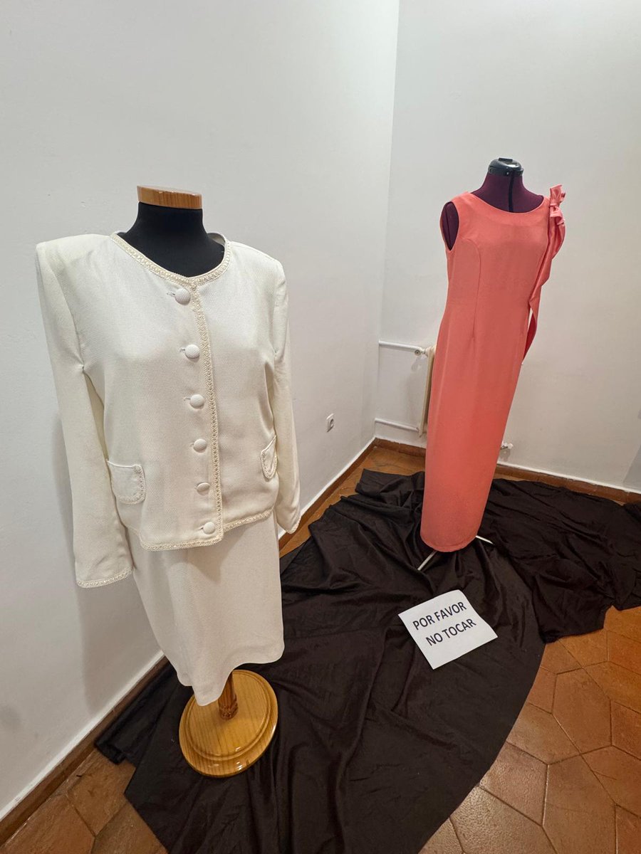 PSOEArganda's tweet photo. 💃🕺 Hoy hemos estado en la inauguración de la Semana de Mayores, disfrutando de la exposición de los talleres de corte y confección, ganchillo y pintura, así como de las exhibiciones de flamenco, zumba, castañuelas, baile moderno y sevillanas.

¡Enhorabuena por el gran trabajo! https://t.co/qCqHS5tgow