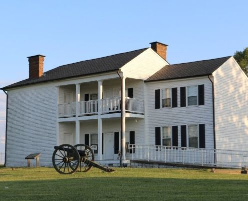FronnieLewis's tweet photo. Camp Nelson National Monument honors sacrifice of black soldiers during Civil War https://t.co/SqdYEqaiJ7 https://t.co/sUQQERSjLz