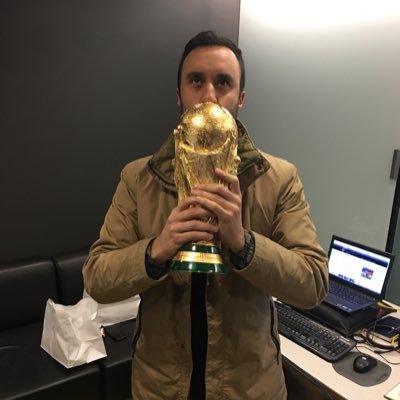 AngelRaymu49014's tweet photo. @martindelp @martindelp se que no sabes nada de geopolitica (por ser subhumano) el ataque se produjo por el ataque a un dormitorio que obvio no lo sabes pq tu retraso solo toma lo que te conviene, a y ucrania ya va perdieodn 2,1 millones de soldados pero que vas a saber tu marron https://t.co/ocWK99SBPh
