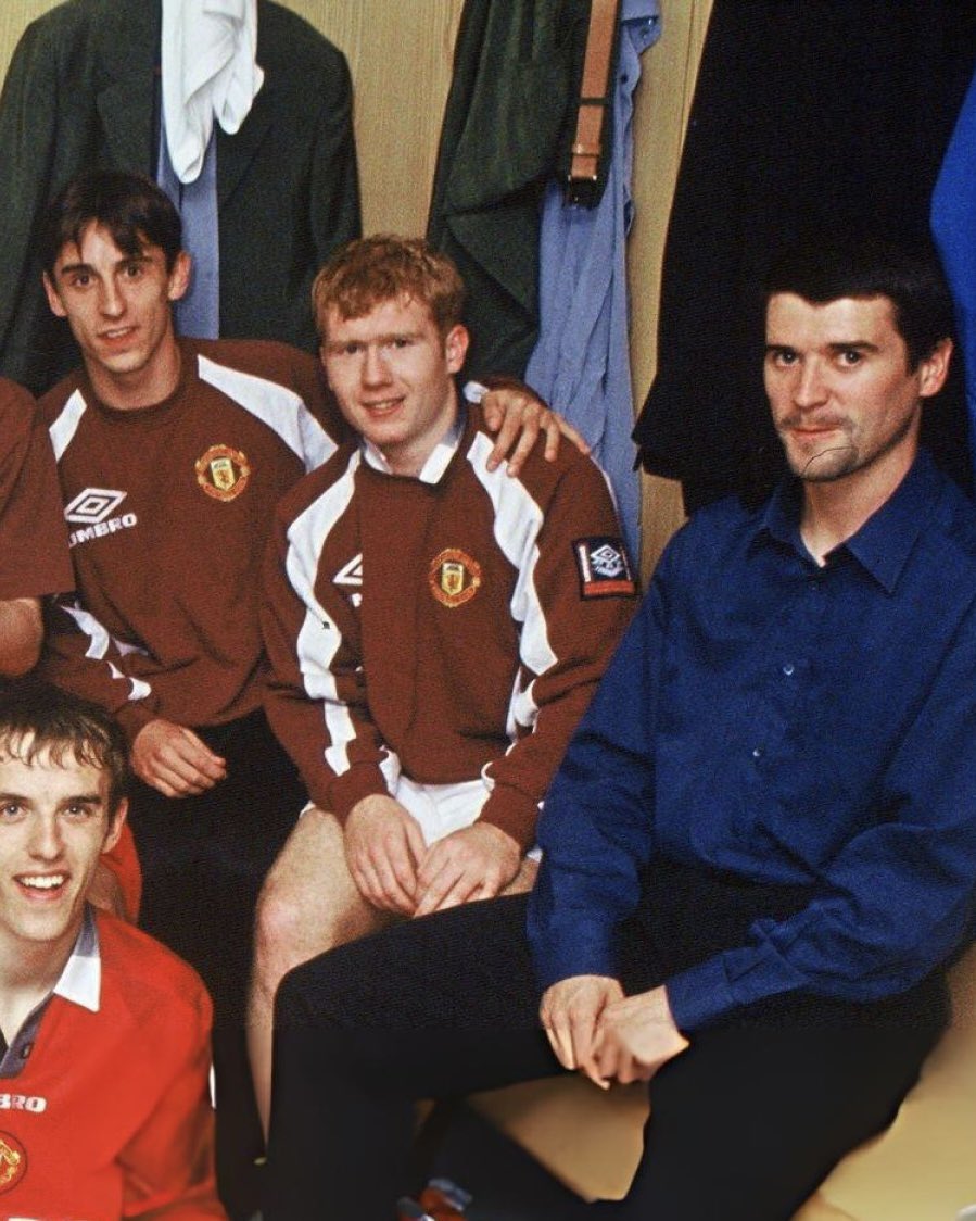 cold pics of Manchester United tweet media