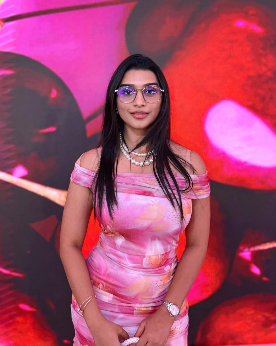 Bullkumar01's tweet photo. Uff kavya ena face dii👅👅 pathale thookuthu.....mola maadu ena shape la irukka🤤🤤 https://t.co/U8wMBokE76