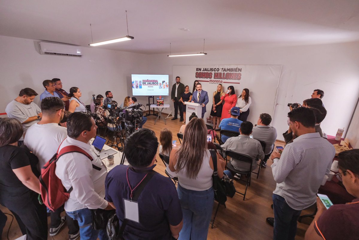 Dr. Carlos Lomelí tweet media