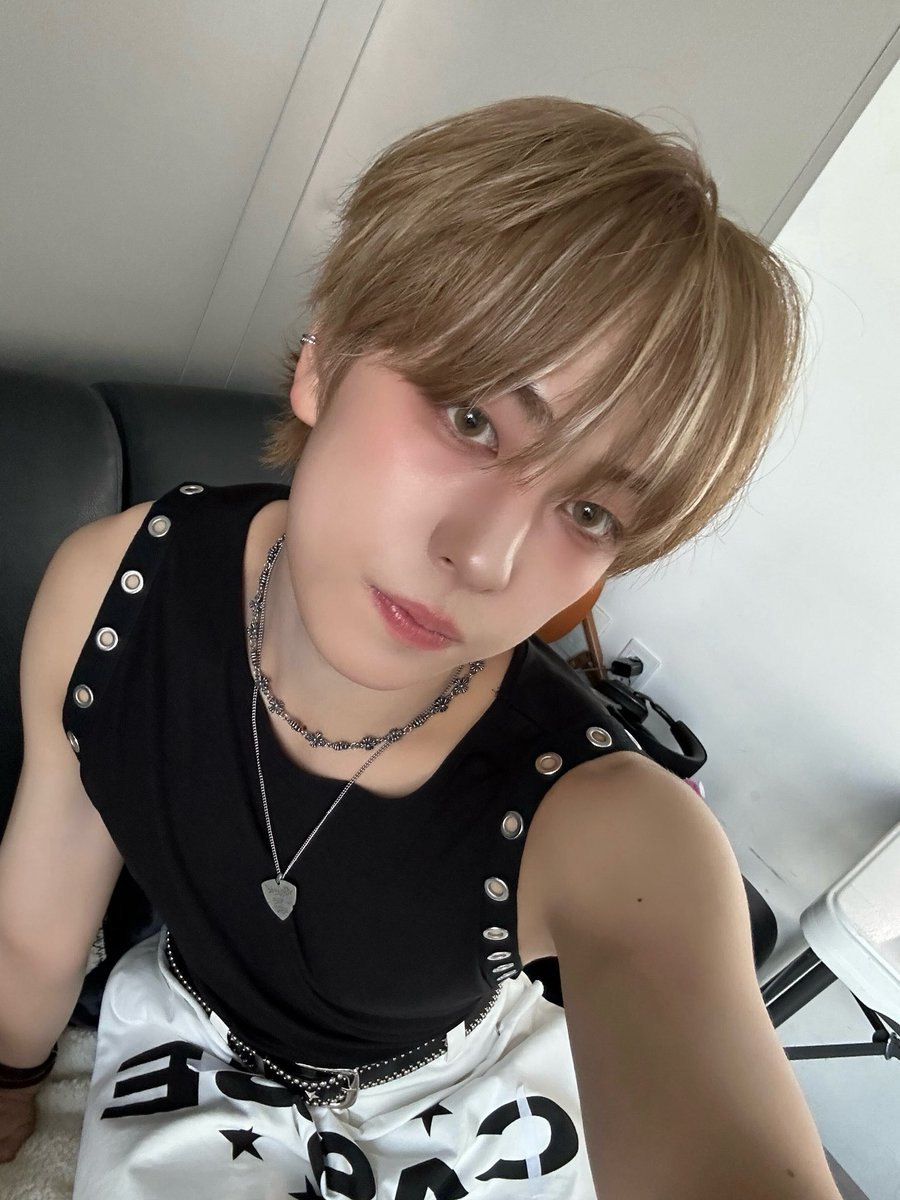 ʚଓ ּ ֶָ֢. sarah | xdiz vip d-10 tweet media