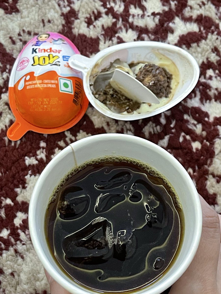 ol9____'s tweet photo. جربو بيضة كندر مع قهوة بارددده 🫠
وشكرًا https://t.co/IrZ6pG6Qmj