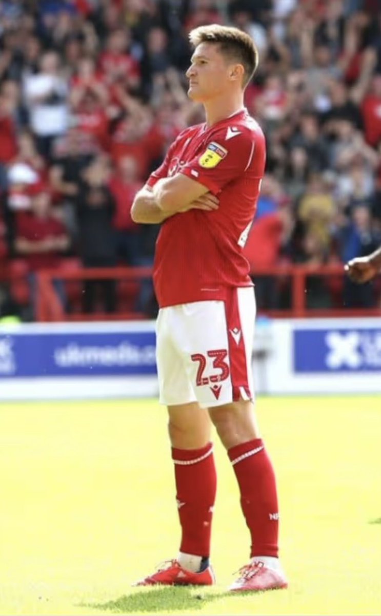 se_cu's tweet photo. @TavernFootball Joe Lolley https://t.co/zKy5FyVQZd