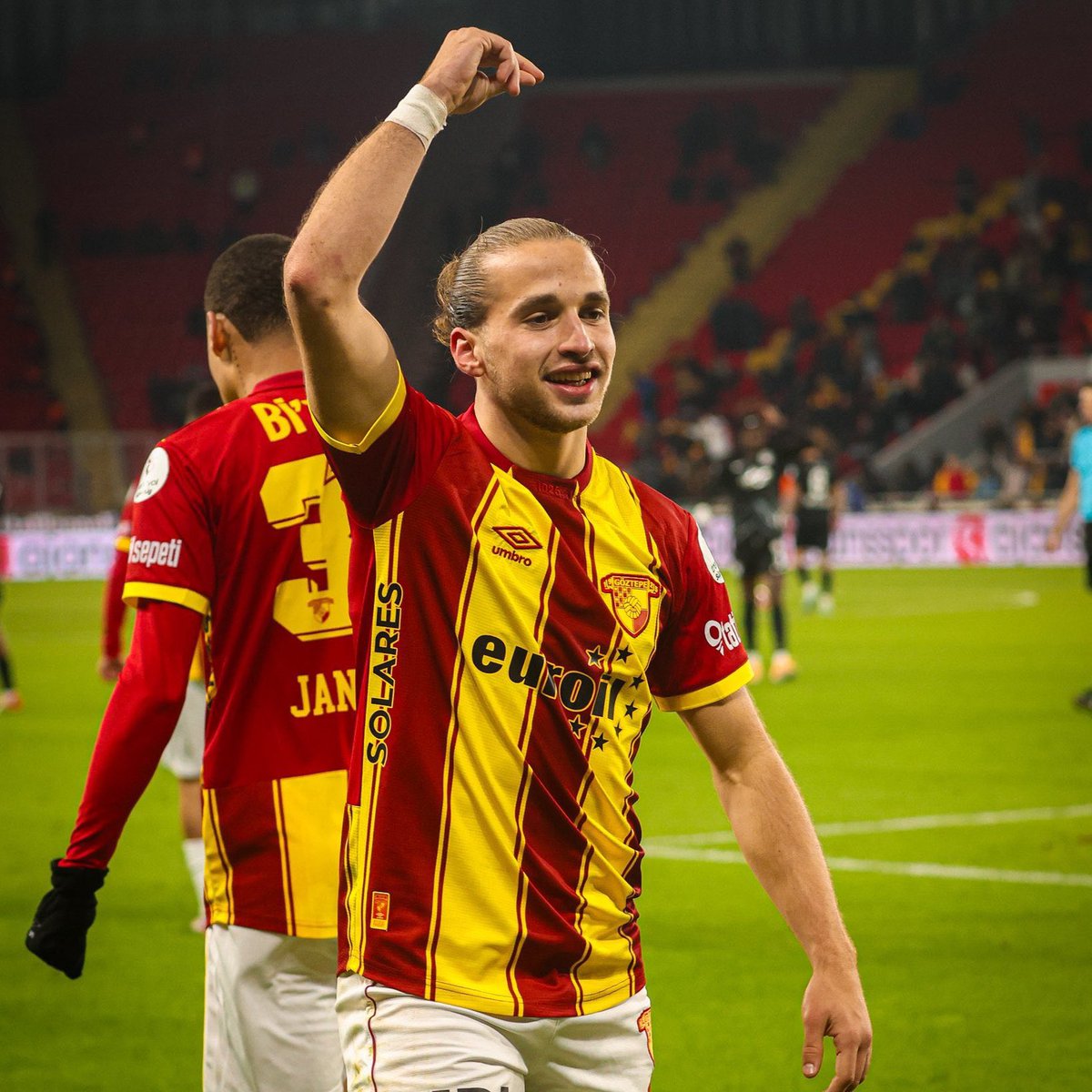 Peşindeyiz Galatasaray! tweet media