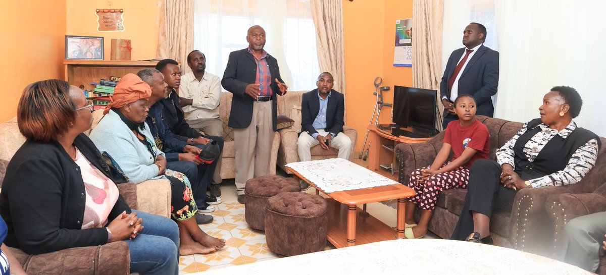 Wavinya_Ndeti's tweet photo. “The Lord is close to the brokenhearted and saves those who are crushed in spirit.” — Psalm 34:18

Today, I condoled with the family of the late Elijah Wambua Maingi in Machakos Central Ward.

To Elijah’s family, I wish you strength, peace, and comfort during this difficult time of grief. May the Lord comfort you, surround you with His love, and grant you the grace to endure this loss.

May his soul rest in eternal peace.