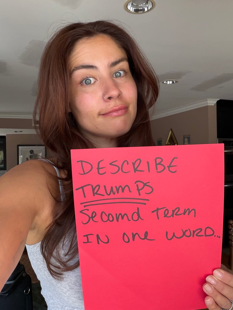 Emma tweet media